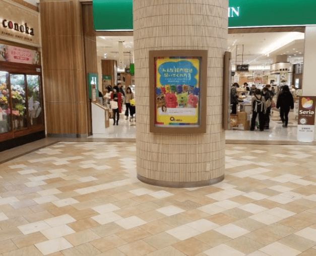 「②1F conoka前」プロモーションやポップアップストアに最適な、1階出入口付近の注目度の高いイベントスペース2