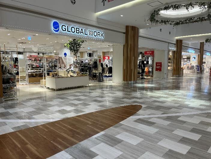 「2F-5区画(センターアベニュー:3コインズプラス奥側)」ファッション・アパレル関連のポップアップストアやプロモーションに適したイベントスペース