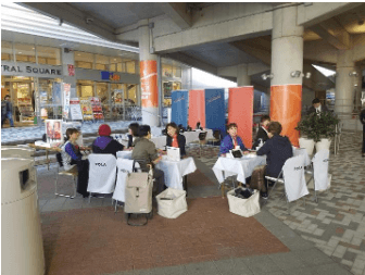 「③1F セントラルスクエア前 西(CS前 西)」食品スーパー出入口近くの食物販やキッチンカー、PRプロモーションに適したイベントスペース1