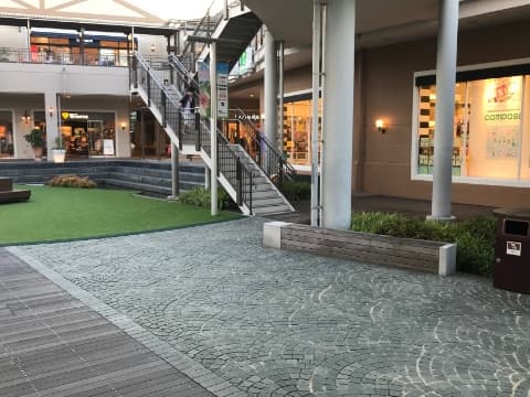 「⑥L通り Aスペース」キッチンカーや各種プロモーションに最適な芝生広場近くのイベントスペース1