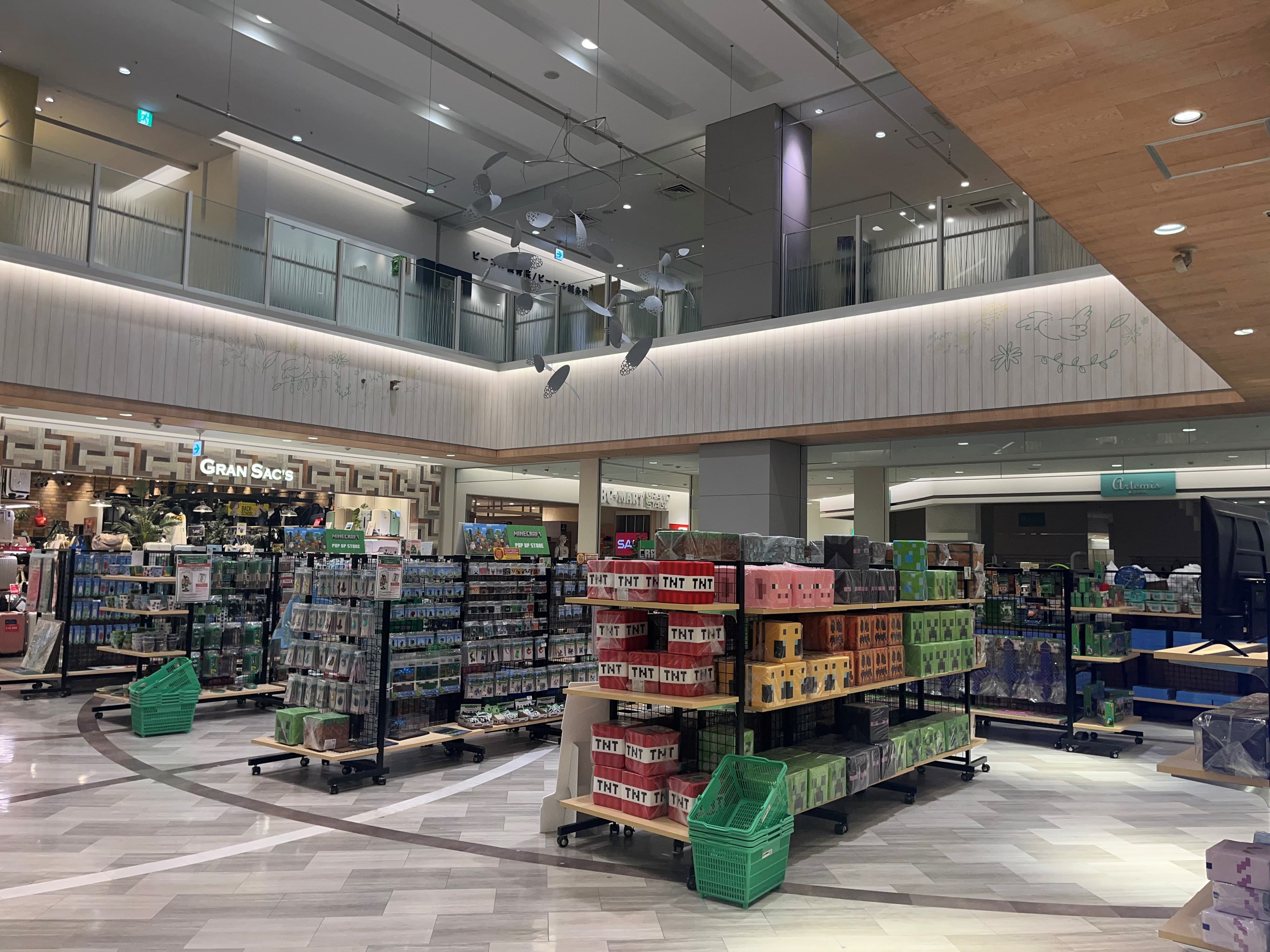 「2F-1区画(センターコート)」大型ポップアップストアやプロモーションに最適な広々としたイベントスペース1