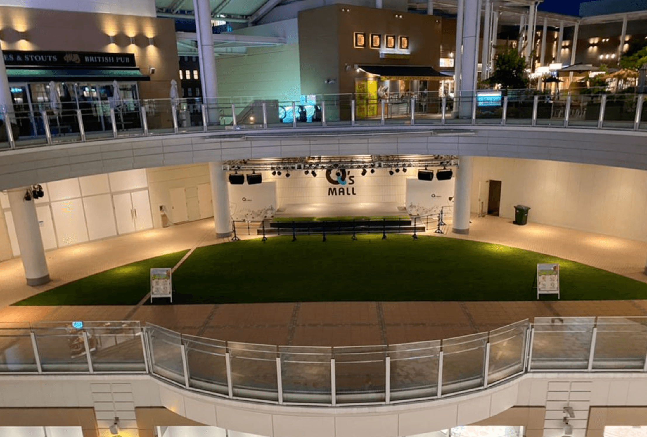 「3F スカイコート」 ステージイベントやサンプリングイベントに最適1